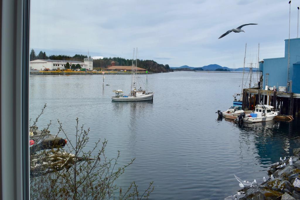 Longliner Lodge And Suites Sitka Bagian luar foto