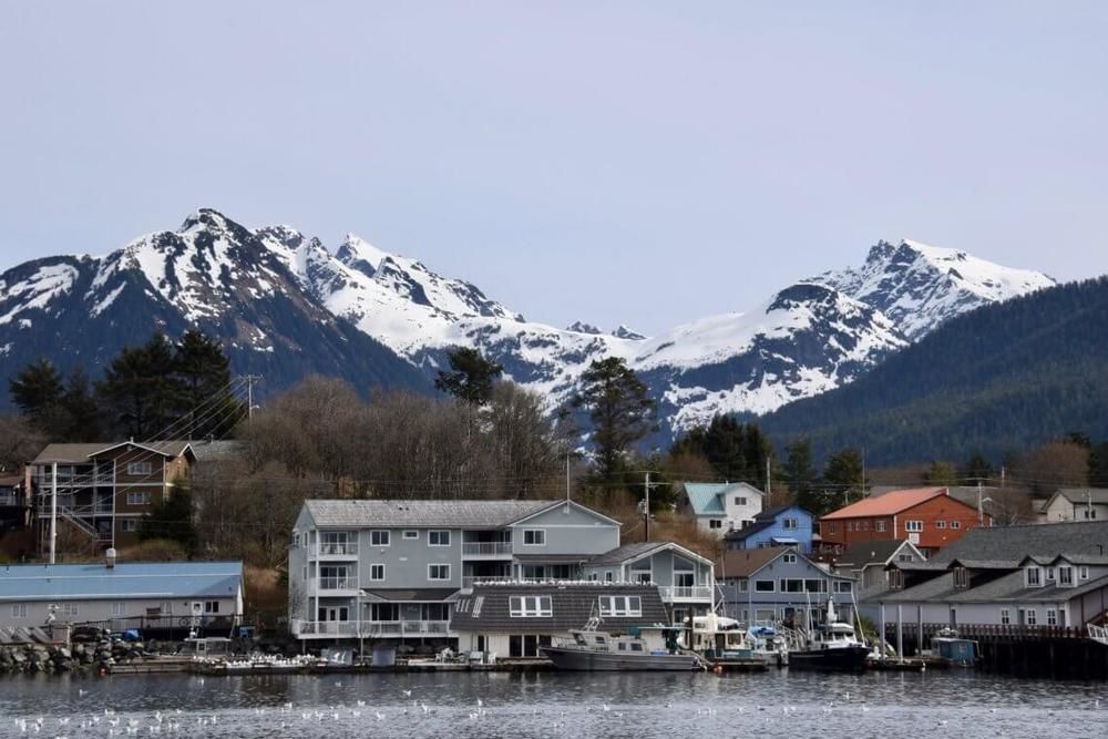 Longliner Lodge And Suites Sitka Bagian luar foto